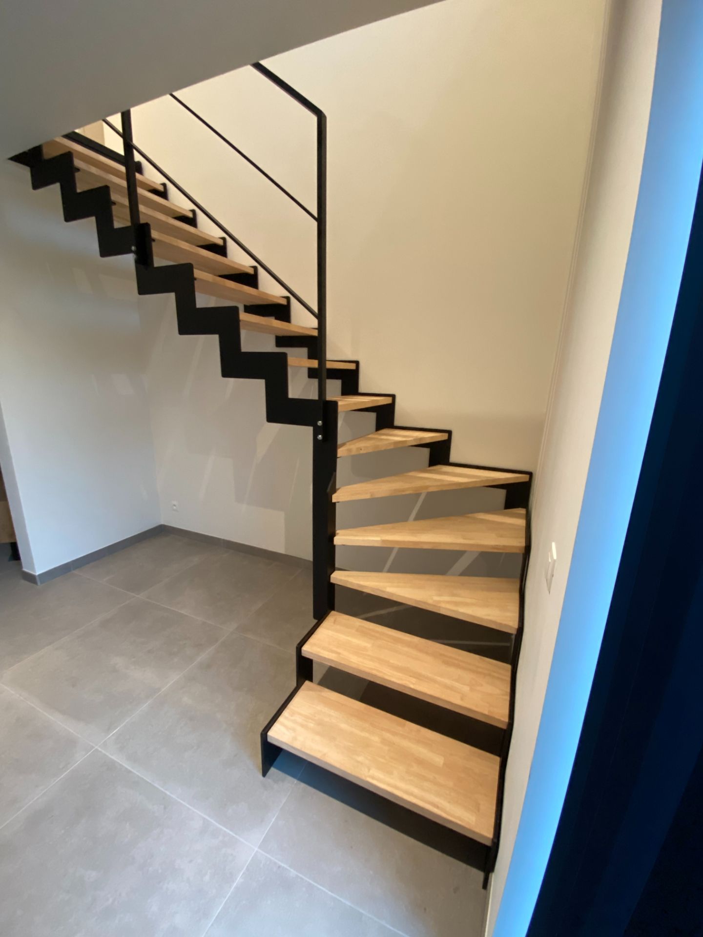 Laswerken Bellon realisaties trappen - trapleuningen